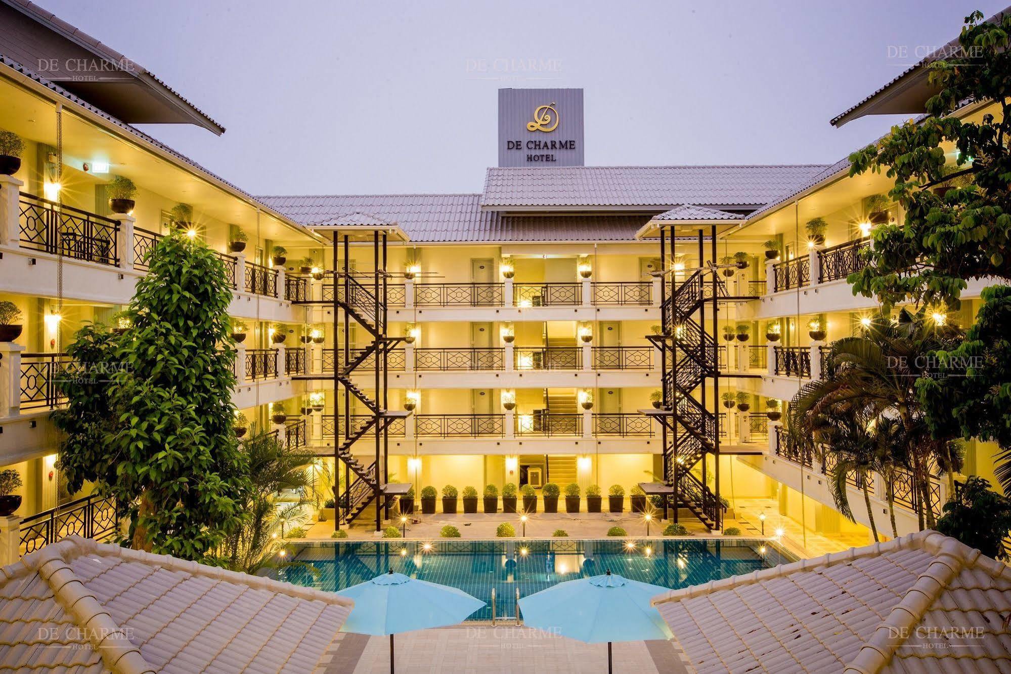 Decharme Hotel Chiang Mai Ngoại thất bức ảnh