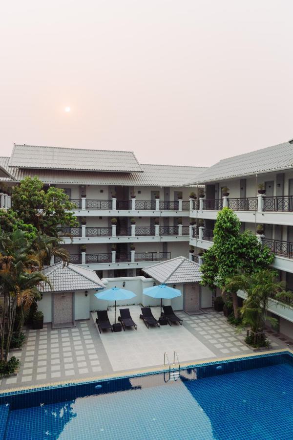 Decharme Hotel Chiang Mai Ngoại thất bức ảnh